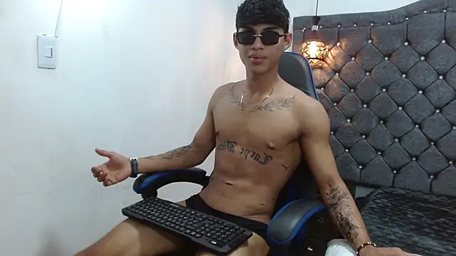Snapshot of luka_big18 chatting on 03.15.26 luka big18 online show from 03.15.26