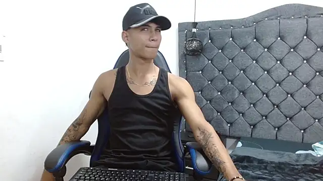 Snapshot of luka_big18 chatting on 03.21.26 luka big18 online show from 03.21.26