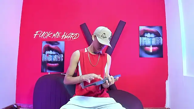 Snapshot of BOYS_PLAY chatting on 02.18.26 BOYS PLAY online show from 02.18.26