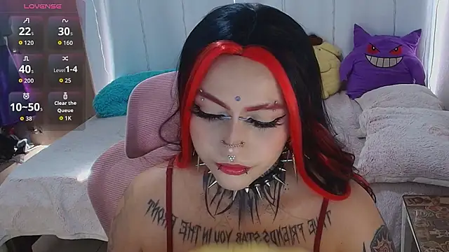 Snapshot of maliciaXpoison chatting on 02.21.26 maliciaXpoison online show from 02.21.26