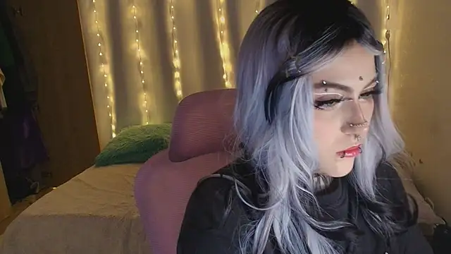 Snapshot of maliciaXpoison chatting on 02.24.26 maliciaXpoison online show from 02.24.26