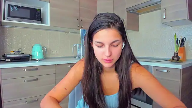 Snapshot of AngelGabe chatting on 02.26.26 AngelGabe online show from 02.26.26