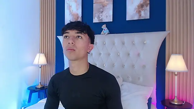 Aiden Rivers  online show from 04.10.26