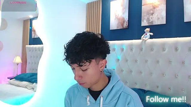 Aiden Rivers  online show from 04.16.26