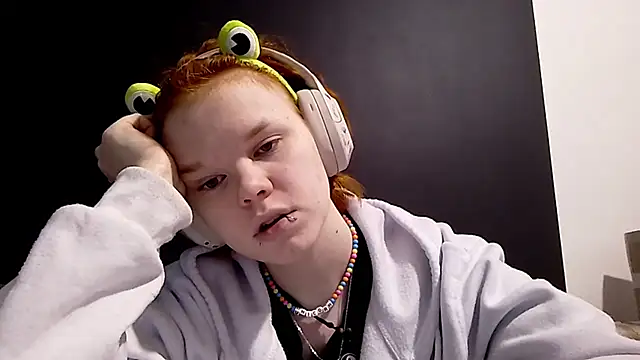 CurlaPettyBom online show from 02.21.26