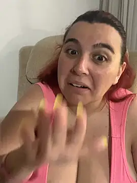 Snapshot of Sandragll chatting on 07.14.26 Sandragll online show from 07.14.26