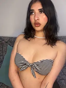 Snapshot of Kattengel_ chatting on 02.17.26 Kattengel online show from 02.17.26