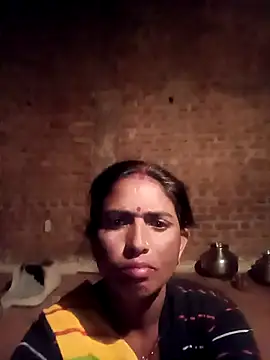 Hot re83 online show from 02.17.26