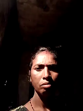 Hot re83 online show from 02.22.26