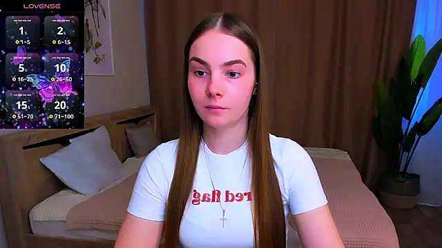 Maddy Wood  online show from 03.19.26