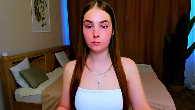 Maddy Wood  online show from 04.13.26