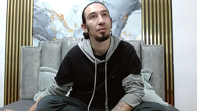 Snapshot of Dilan_Lust chatting on 02.17.26 Dilan Lust online show from 02.17.26