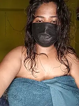 Snapshot of NISHHAA chatting on 07.04.26 NISHHAA online show from 07.04.26