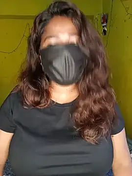 Snapshot of NISHHAA chatting on 07.07.26 NISHHAA online show from 07.07.26