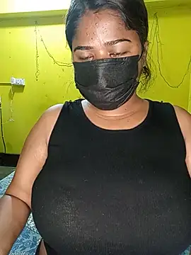 Snapshot of NISHHAA chatting on 07.07.26 NISHHAA online show from 07.07.26
