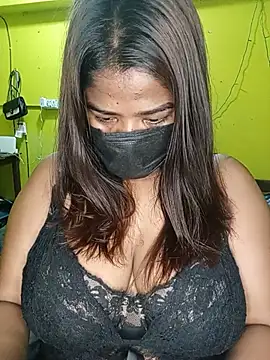 Snapshot of NISHHAA chatting on 07.27.26 NISHHAA online show from 07.27.26