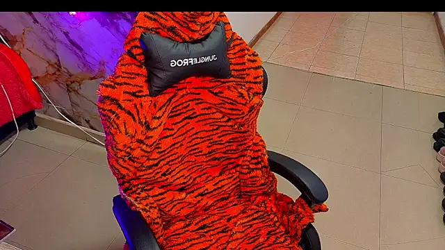 Snapshot of nova_kitttyy chatting on 02.28.26 nova kitttyy online show from 02.28.26