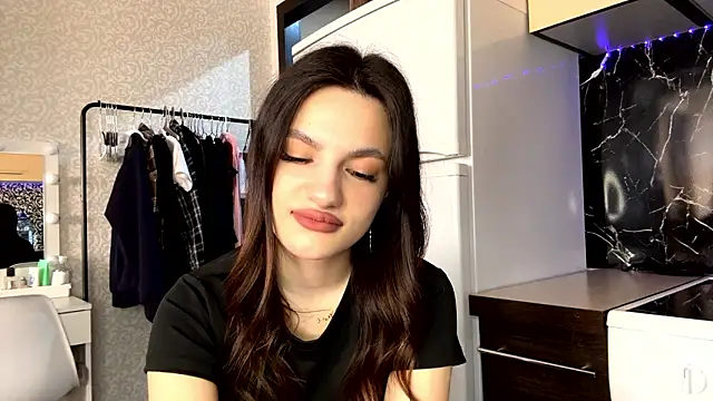 Kosandra k online show from 03.30.26