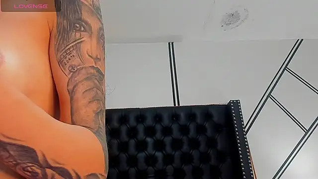 evangeline valencia online show from 02.19.26