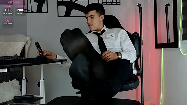 nico pelusa online show from 02.20.26