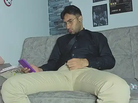 Justdavid  online show from 04.28.26