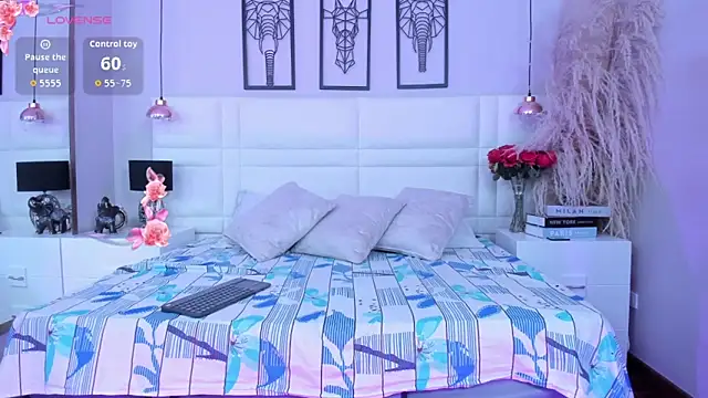 Mia Bailey  online show from 02.25.26