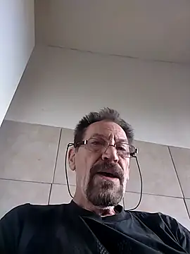 Snapshot of Costy601 chatting on 04.28.26 Costy601 online show from 04.28.26