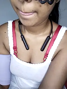 ASHANYA JAYASOORIYA online show from 03.06.26