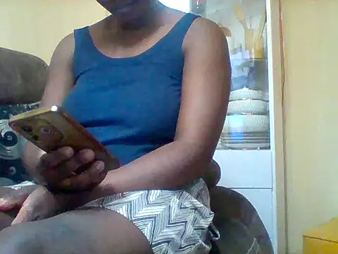 Snapshot of zee66658 chatting on 06.12.26 zee66658 online show from 06.12.26