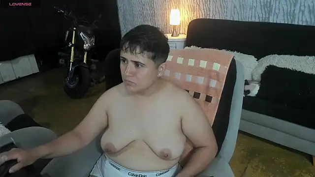 SophiaKnox online show from 02.18.26