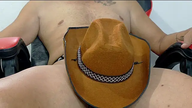 Snapshot of orionhot9 chatting on 02.19.26 orionhot9 online show from 02.19.26