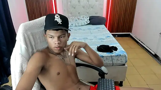 Snapshot of juan_mhata chatting on 05.19.26 juan mhata online show from 05.19.26
