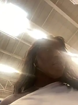 Snapshot of ZarahFerreira chatting on 02.22.26 ZarahFerreira online show from 02.22.26