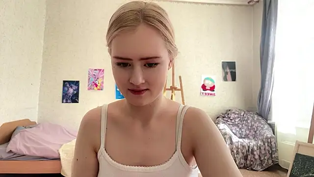 Snapshot of LotusHinata chatting on 03.04.26 LotusHinata online show from 03.04.26