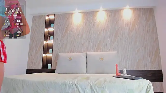 Snapshot of alina_hart chatting on 02.25.26 alina hart online show from 02.25.26