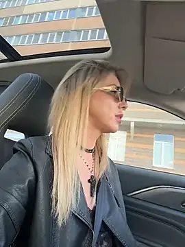 LisaMurr online show from 03.27.26