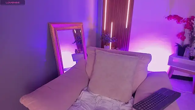 LunaaHarper online show from 04.02.26