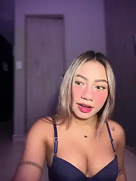 Snapshot of Dulce_Sofi_ chatting on 03.21.26 Dulce Sofi online show from 03.21.26