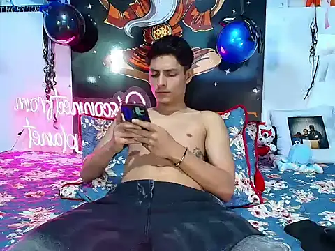 Eliassalvatore  online show from 02.19.26