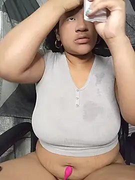 Snapshot of gigiblue89 chatting on 06.24.26 gigiblue89 online show from 06.24.26