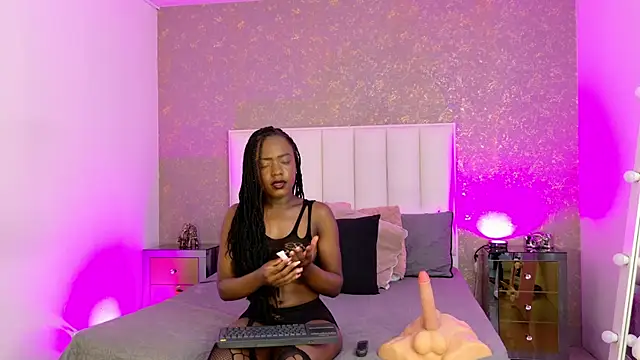 Snapshot of AmyRider_ chatting on 06.20.26 AmyRider online show from 06.20.26