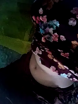 BreezySexyGirl69 online show from 05.12.26