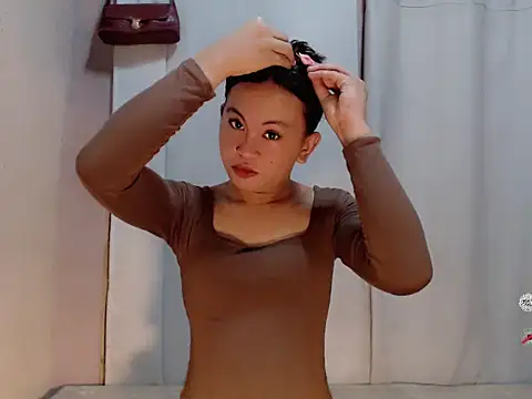 Snapshot of Sofia_Sweetheart18 chatting on 07.20.26 Sofia Sweetheart18 online show from 07.20.26