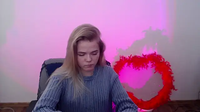 Snapshot of FoxiLana chatting on 02.27.26 FoxiLana online show from 02.27.26