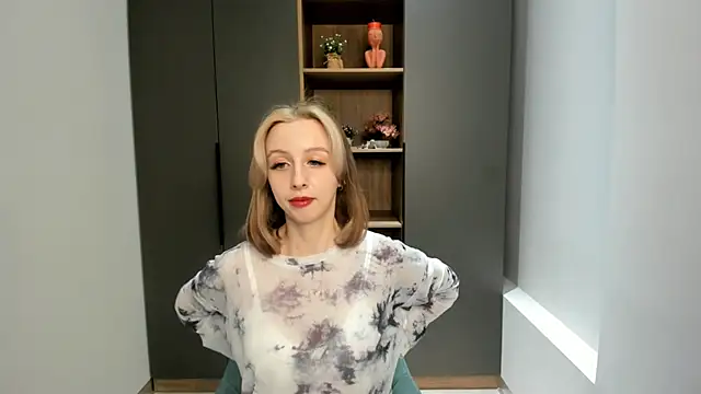 EugeniaEarl online show from 02.20.26