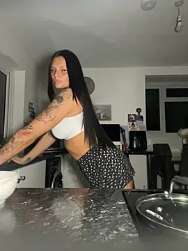 Snapshot of Destinylovex chatting on 03.11.26 Destinylovex online show from 03.11.26