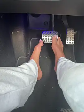 Snapshot of Destinylovex chatting on 03.22.26 Destinylovex online show from 03.22.26