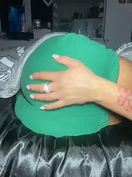 Snapshot of Destinylovex chatting on 03.28.26 Destinylovex online show from 03.28.26