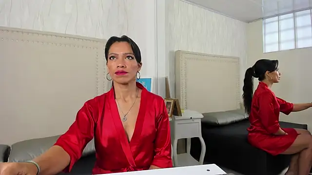 Snapshot of FernandaAvilax chatting on 05.17.26 FernandaAvilax online show from 05.17.26