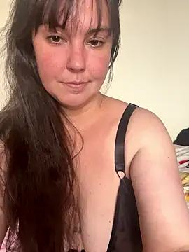 Snapshot of h_oney4411 chatting on 05.24.26 h oney4411 online show from 05.24.26